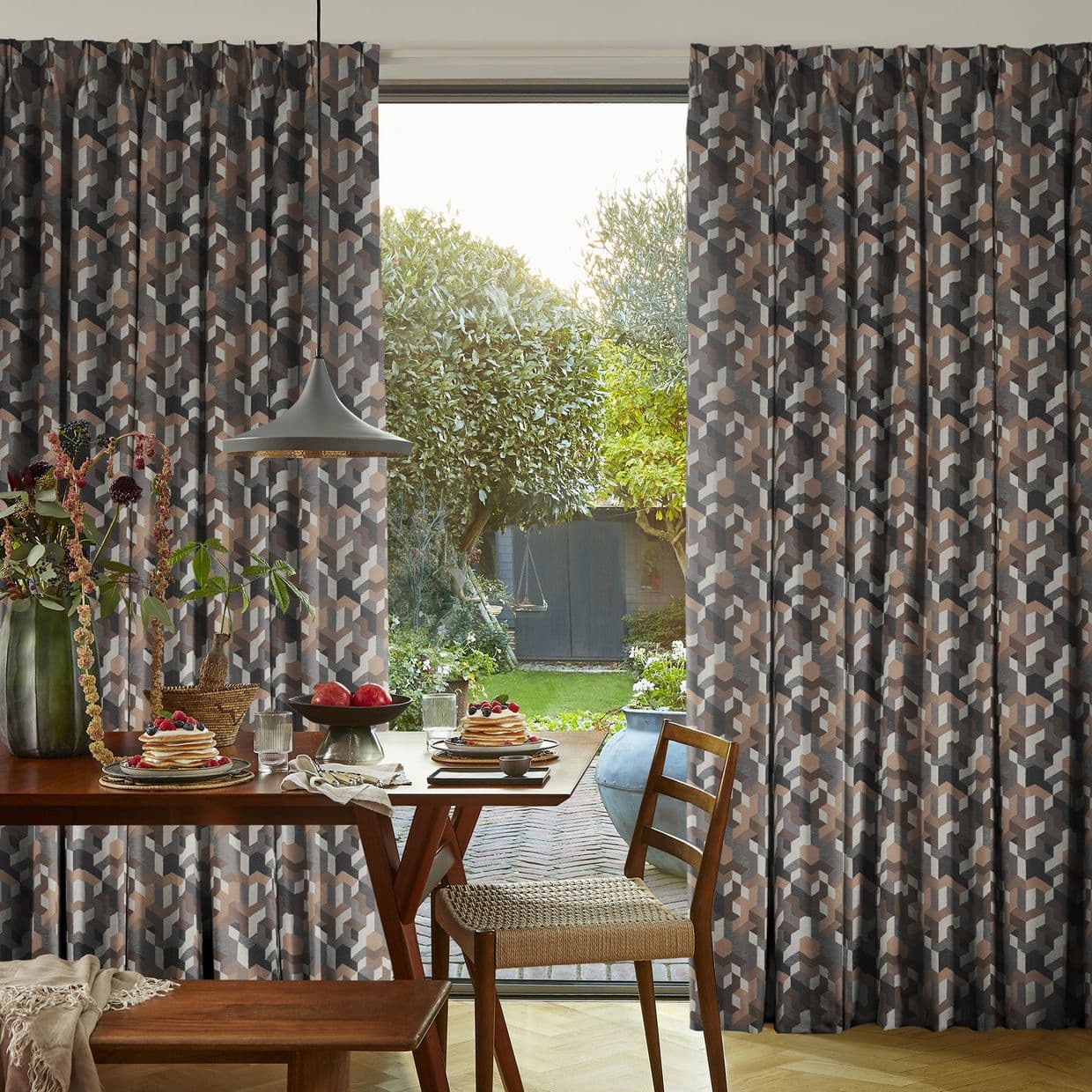 Connect Ember Curtain
