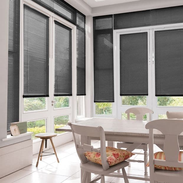 Special Finish Sparkle Black Conservatory Venetian blind