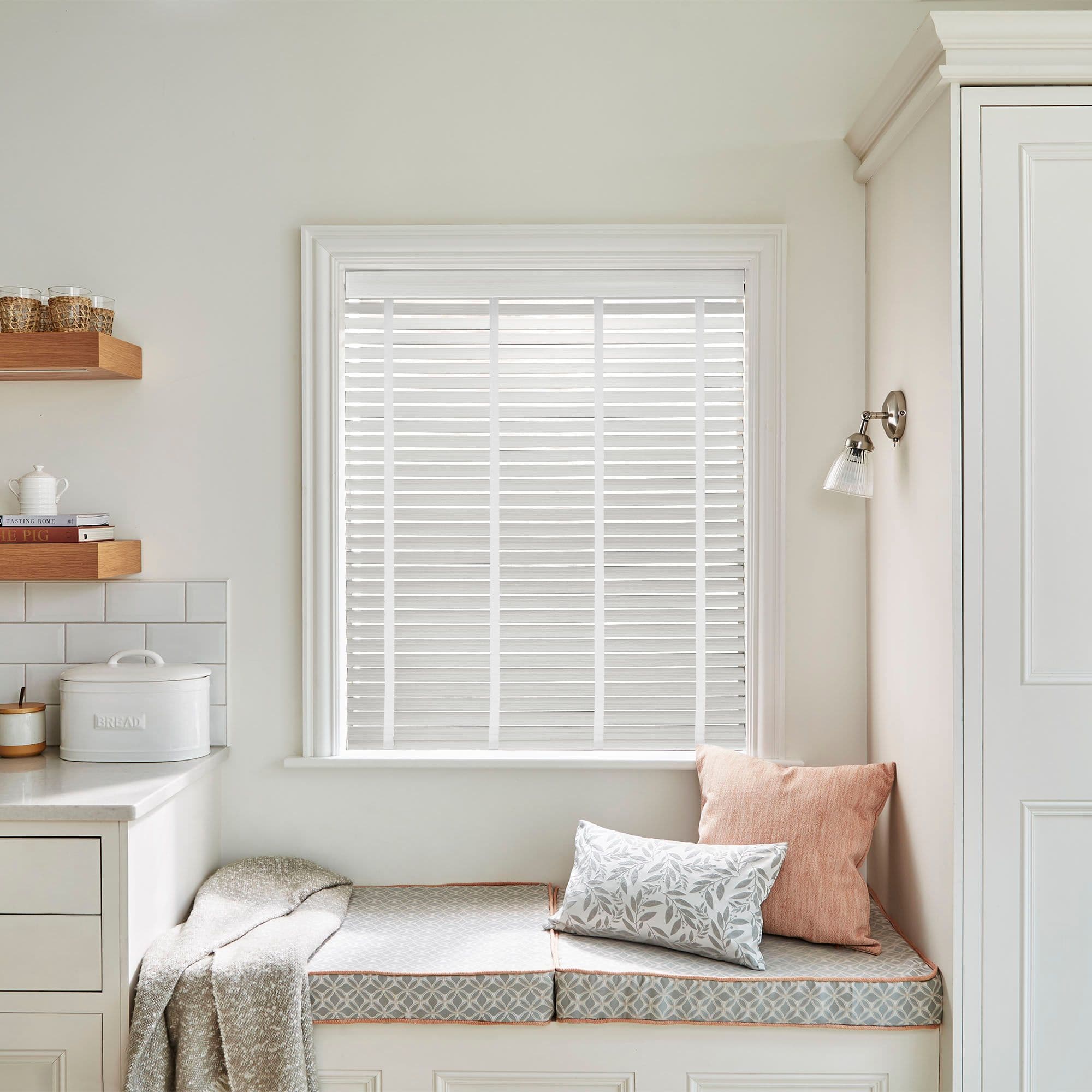 Ellwood Peak White Wooden blind