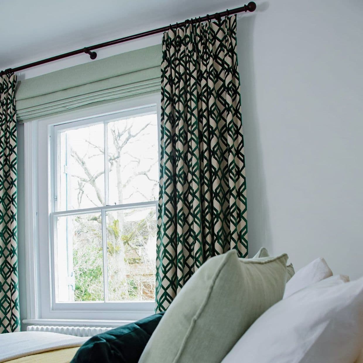 Loxly Emerald Curtain