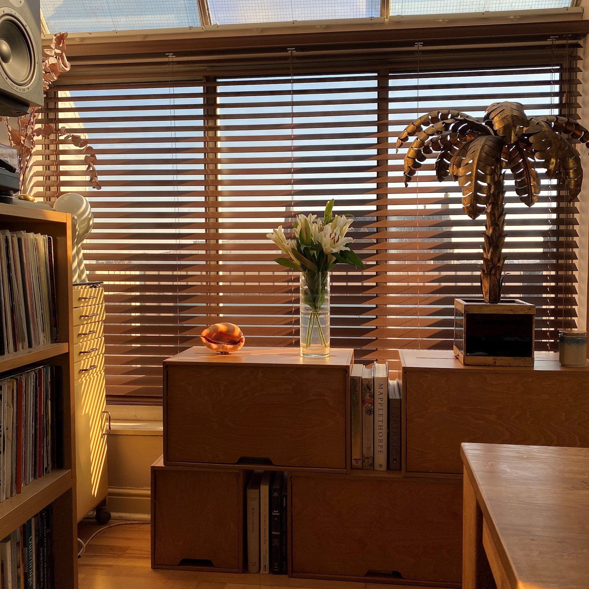 Ellwood Antique Oak Wooden blind