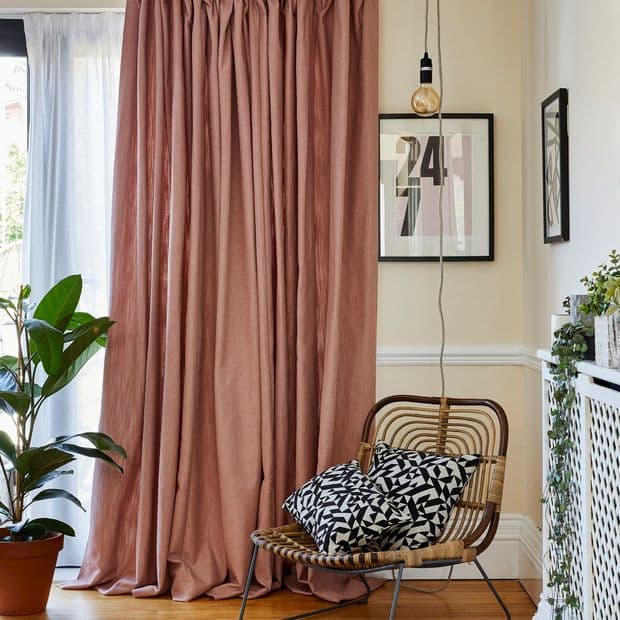 Bailey Taffy Curtain