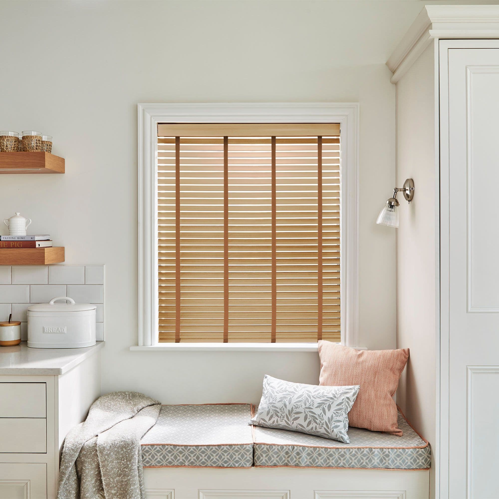 Ellwood Light Oak Wooden blind
