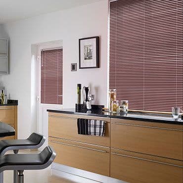 Studio Wild Plum Venetian blind