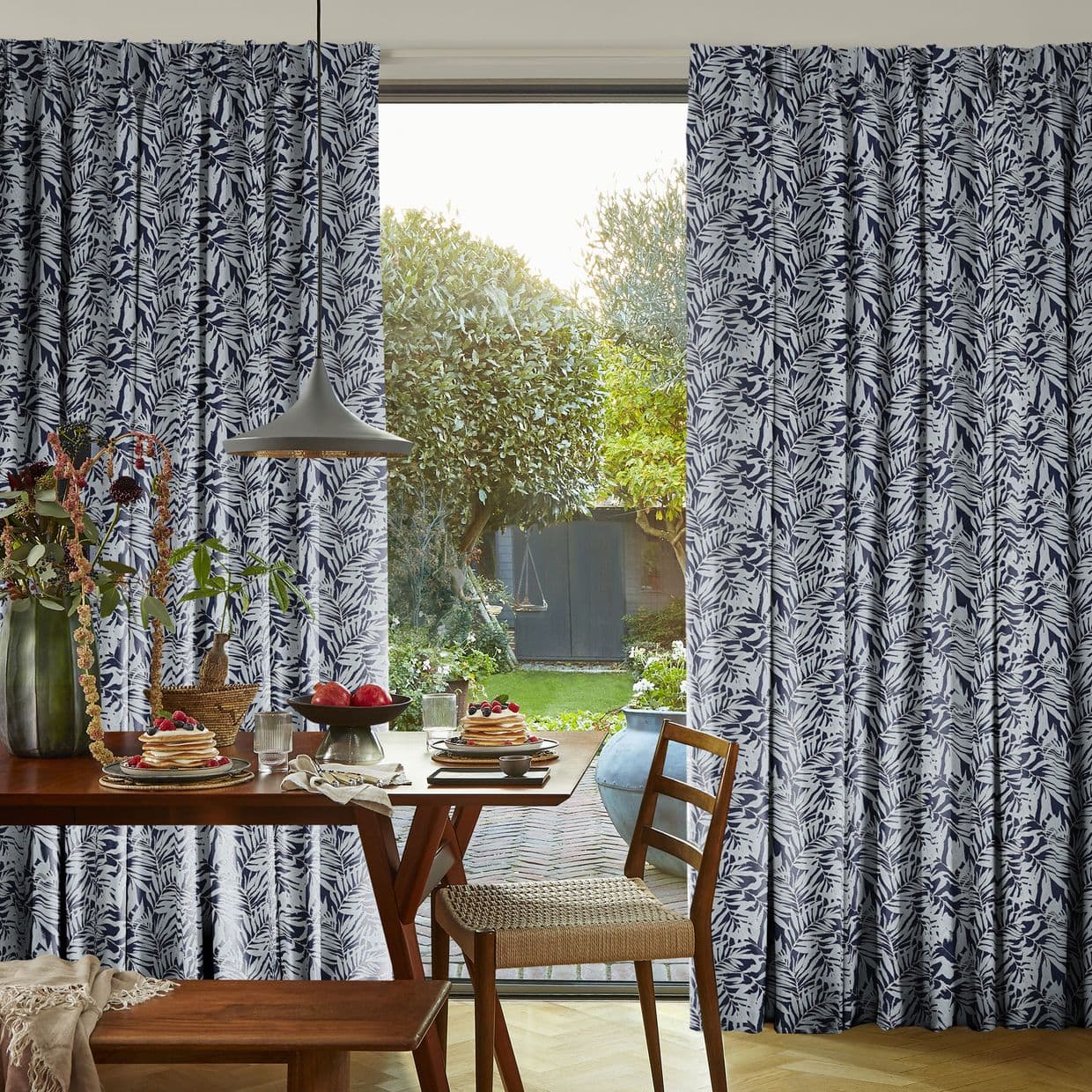 Laurel Infinity Curtain