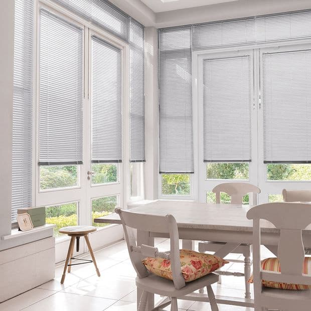 Special Finish White Shimmer Conservatory Venetian blind