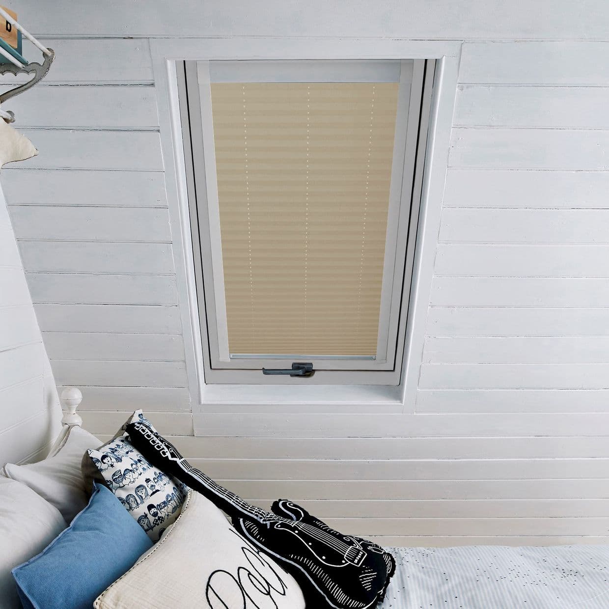 Crush Caramel Skylight Pleated Blind