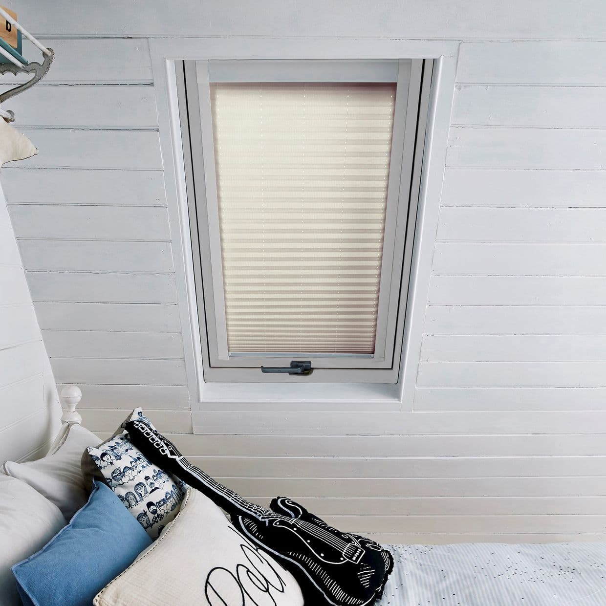 Thermashade Beige Skylight Pleated Blind