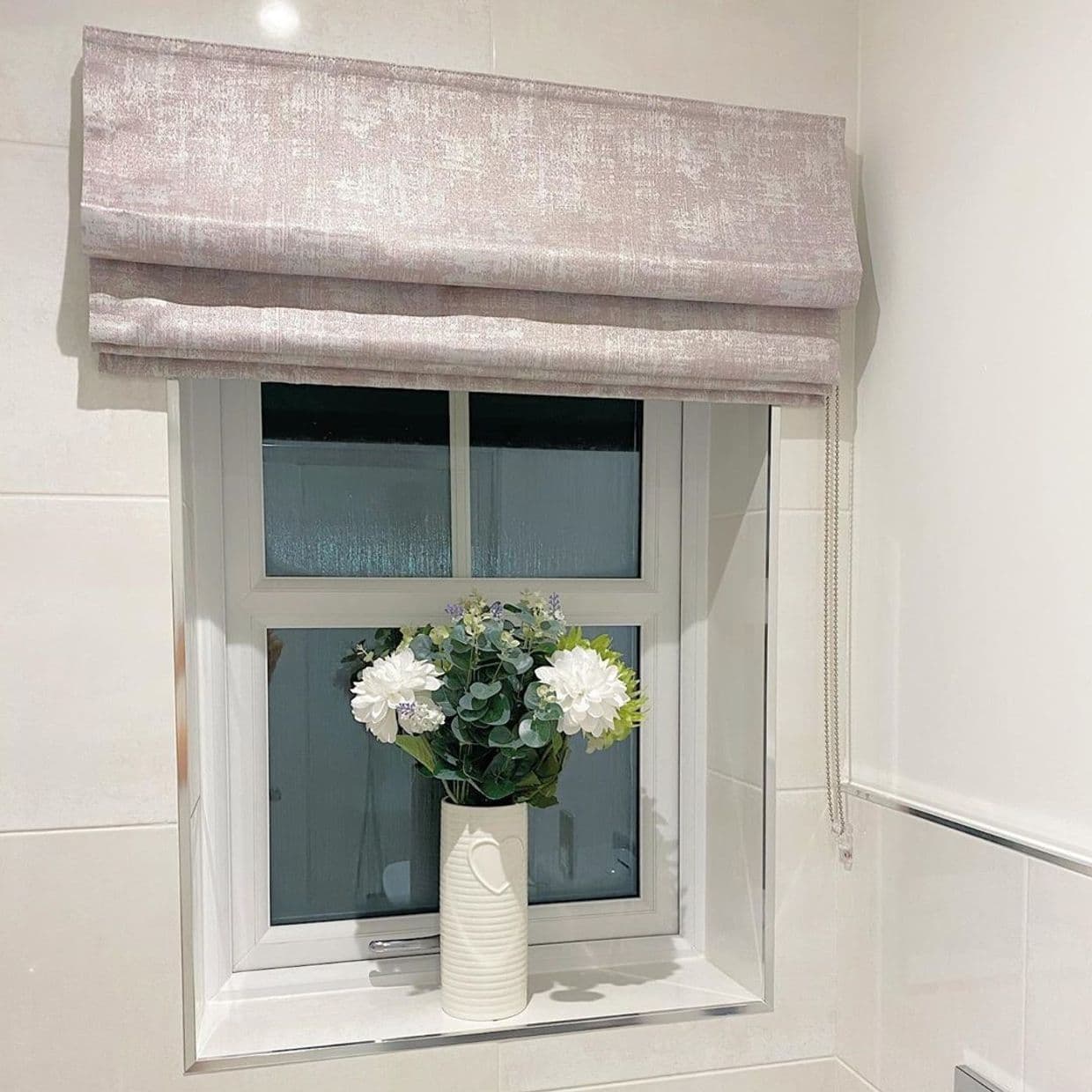 Dusk Fondant Roman blind