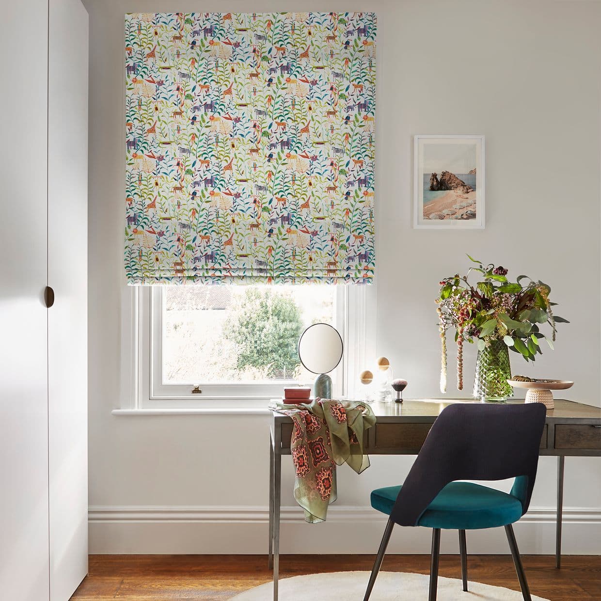 Hide & Seek Jungle Roman blind