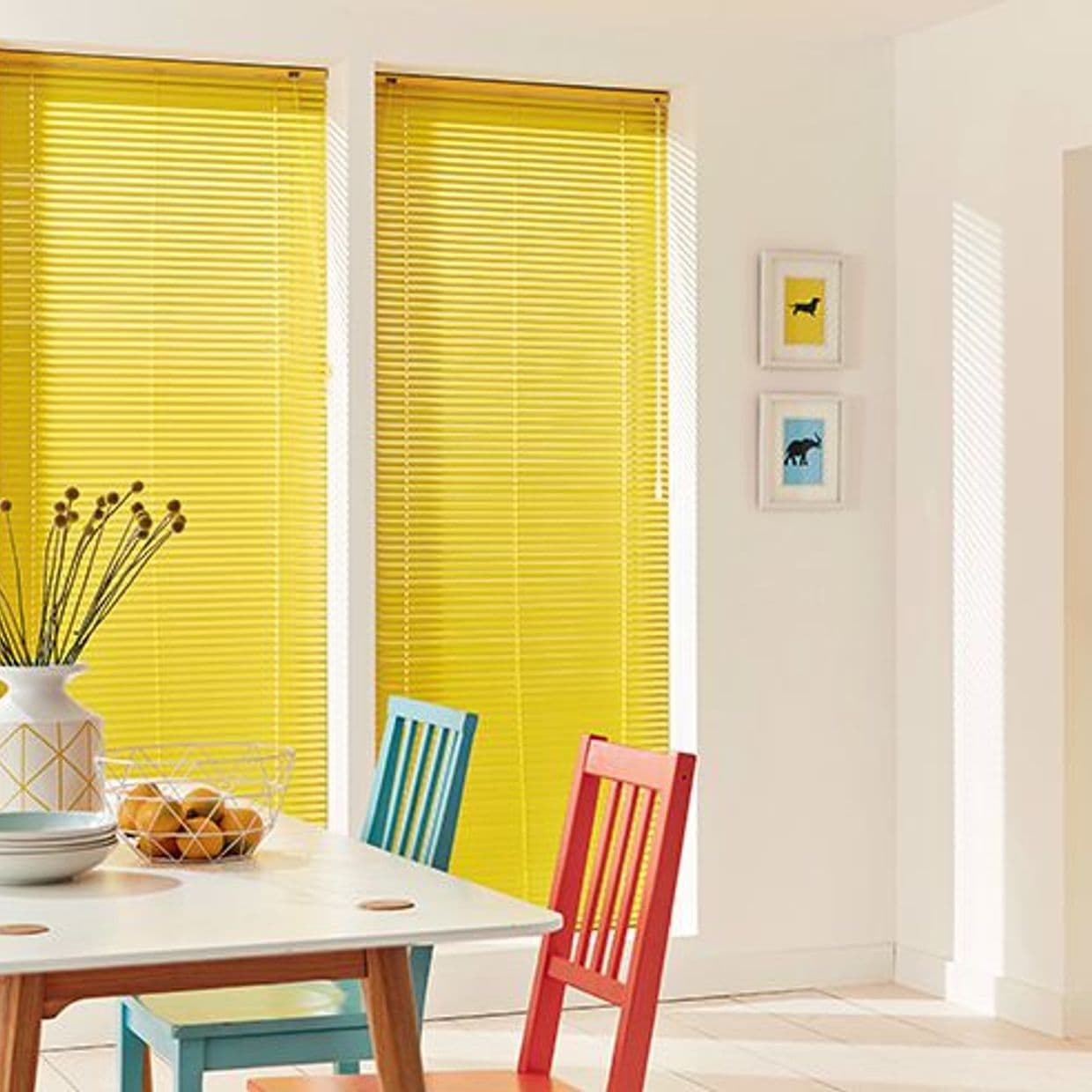 Studio Buttercup Venetian blind