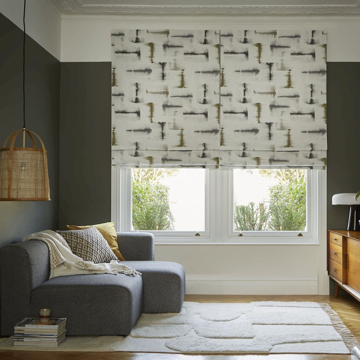 Expression Sombre Roman blind