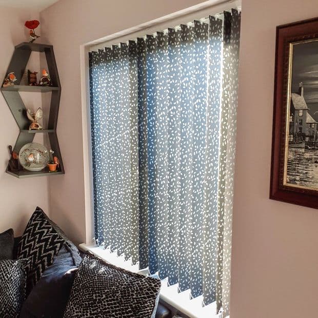 Izola Jet Vertical Blind