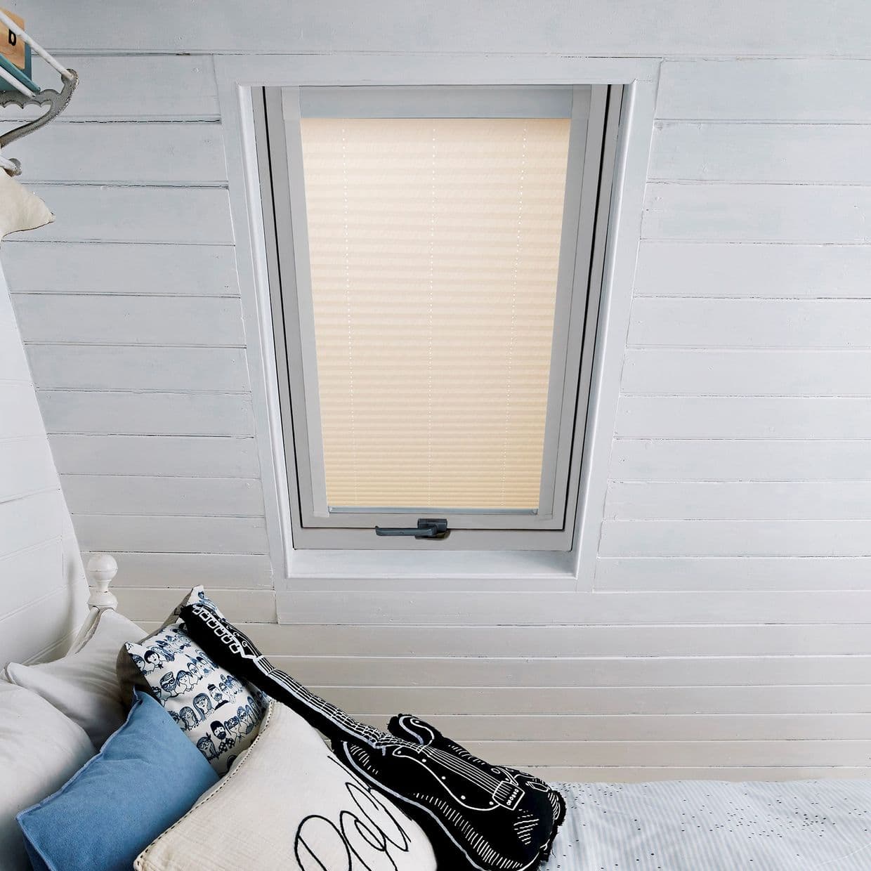 Florence Peach Skylight Pleated Blind