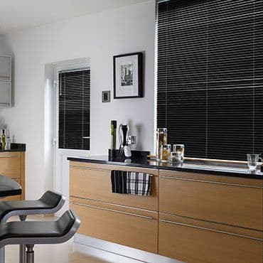 Special Finish Sparkle Black Venetian blind