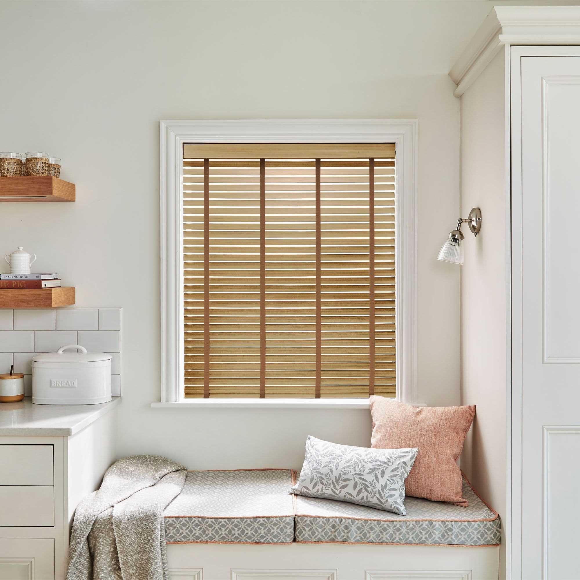 Haywood Hawthorn Wooden blind