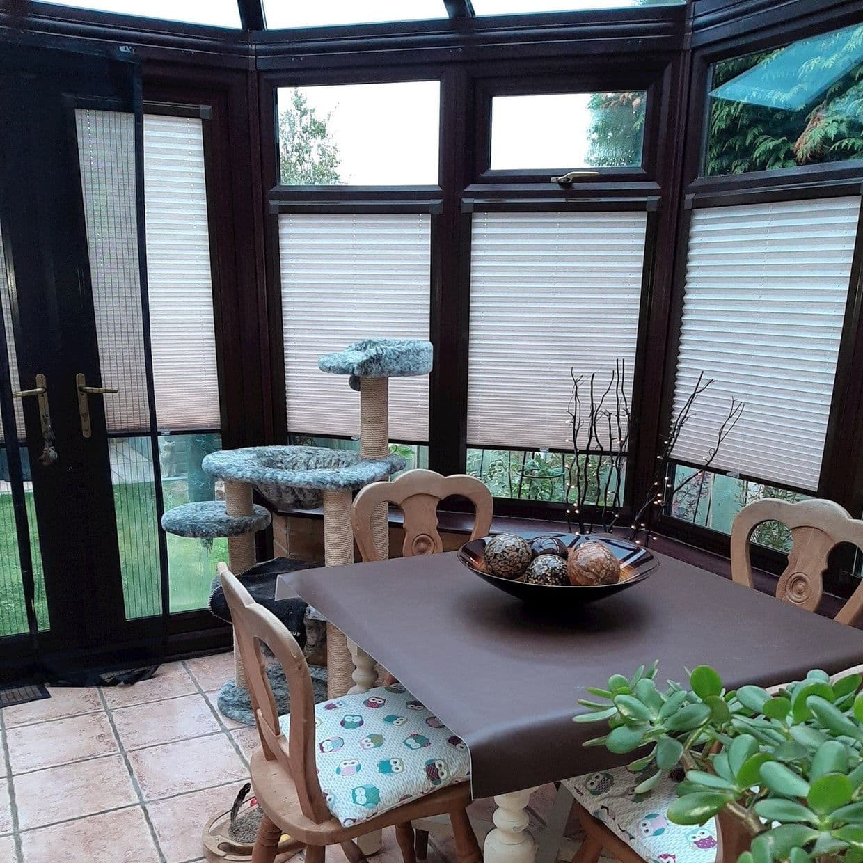 Crush Linen Conservatory Side Pleated Blind