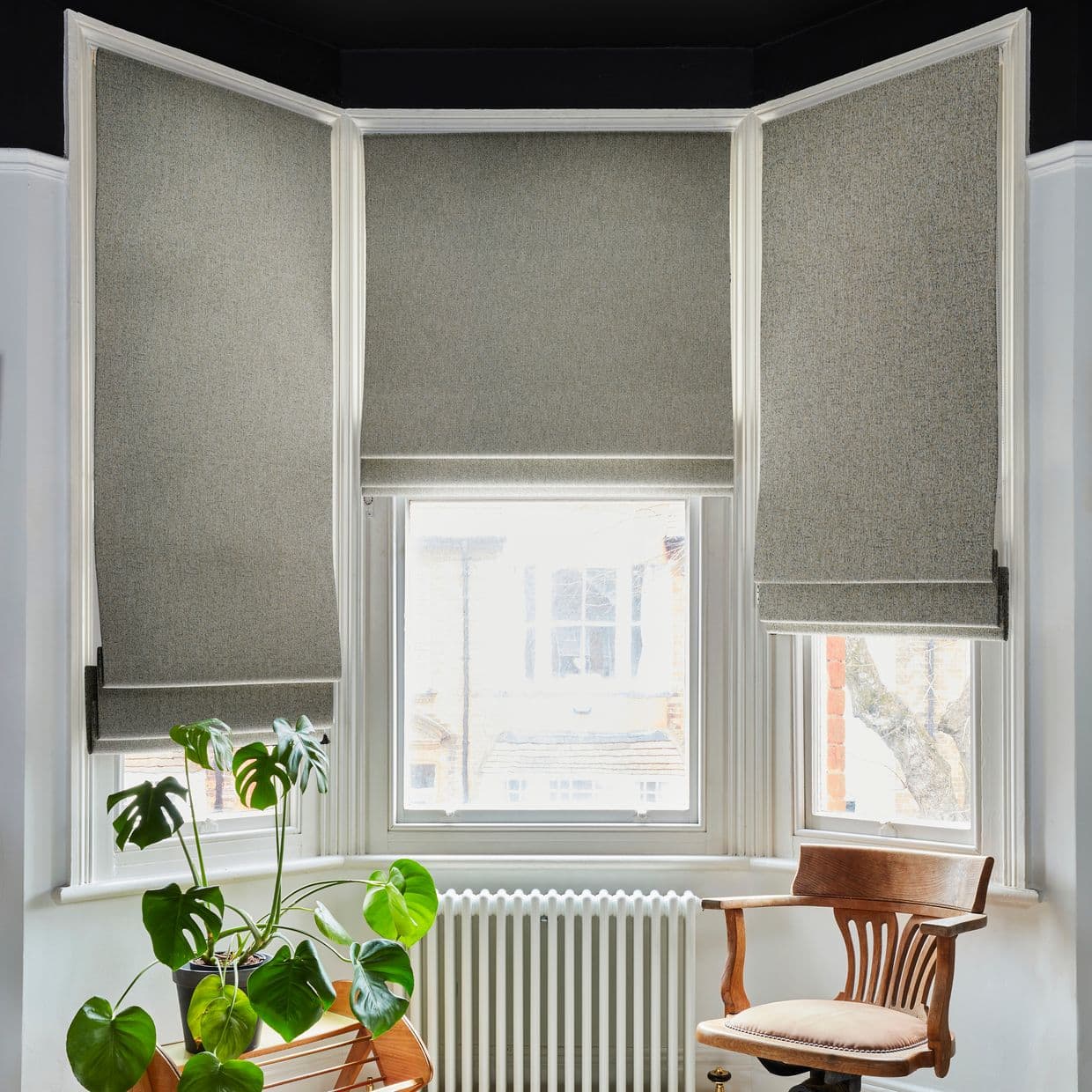 Paloma Tan Roman blind