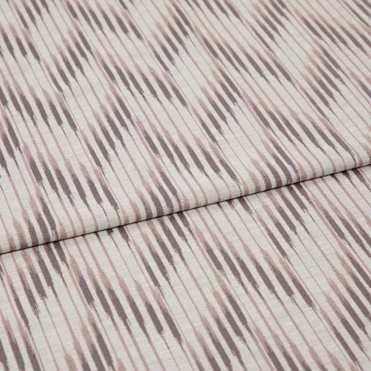 Diffuse Rose Curtain