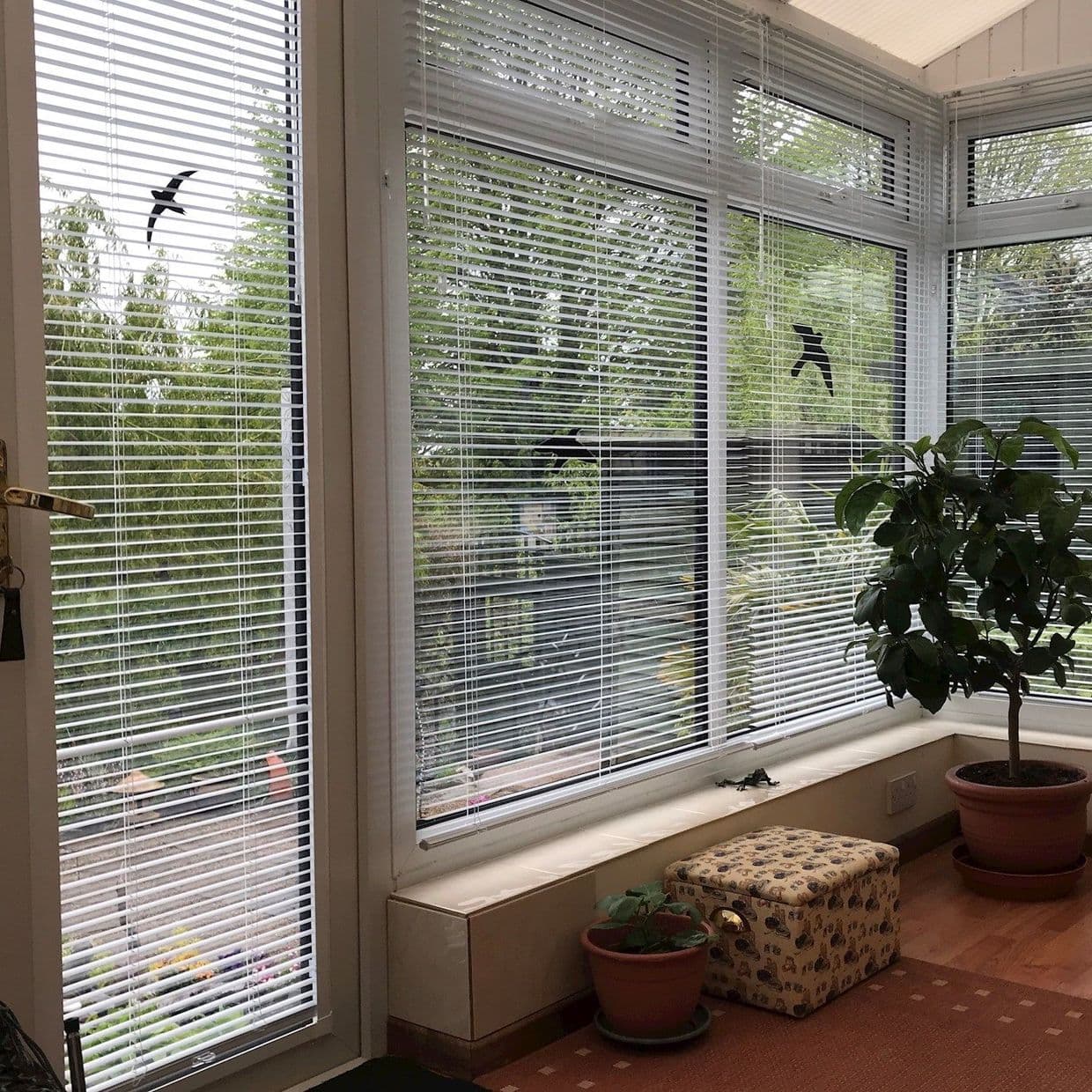 Spectrum Gloss White Venetian blind
