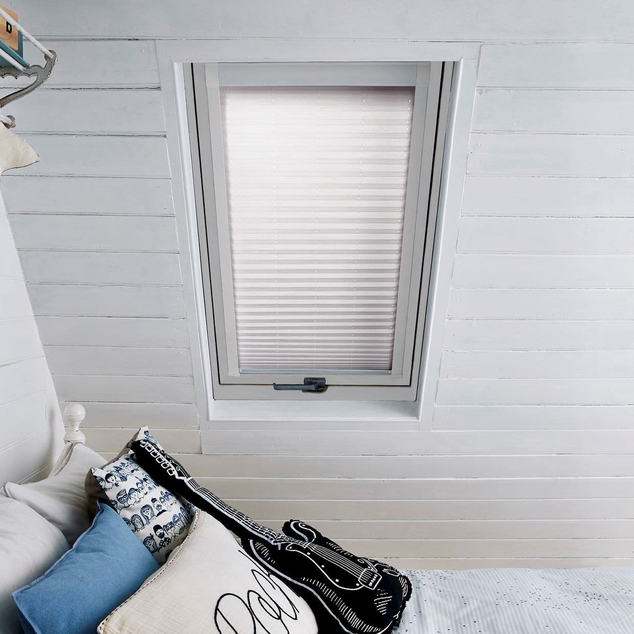 Grenoble Birch Skylight Pleated Blind