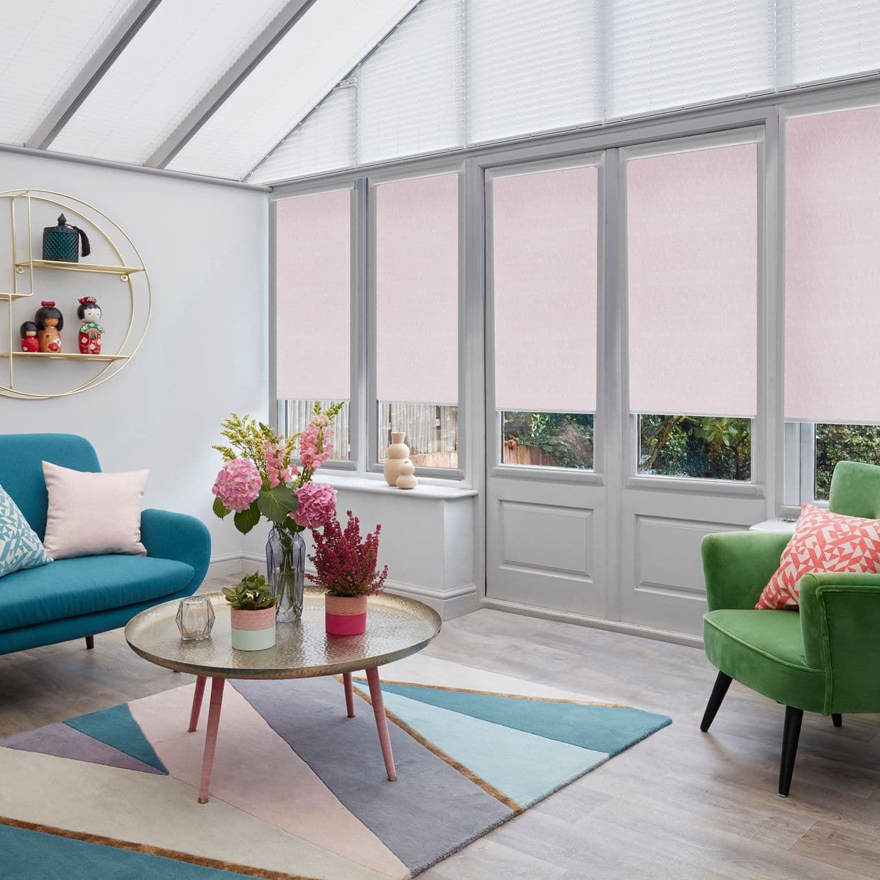 Minnie Carnation Conservatory Roller blind