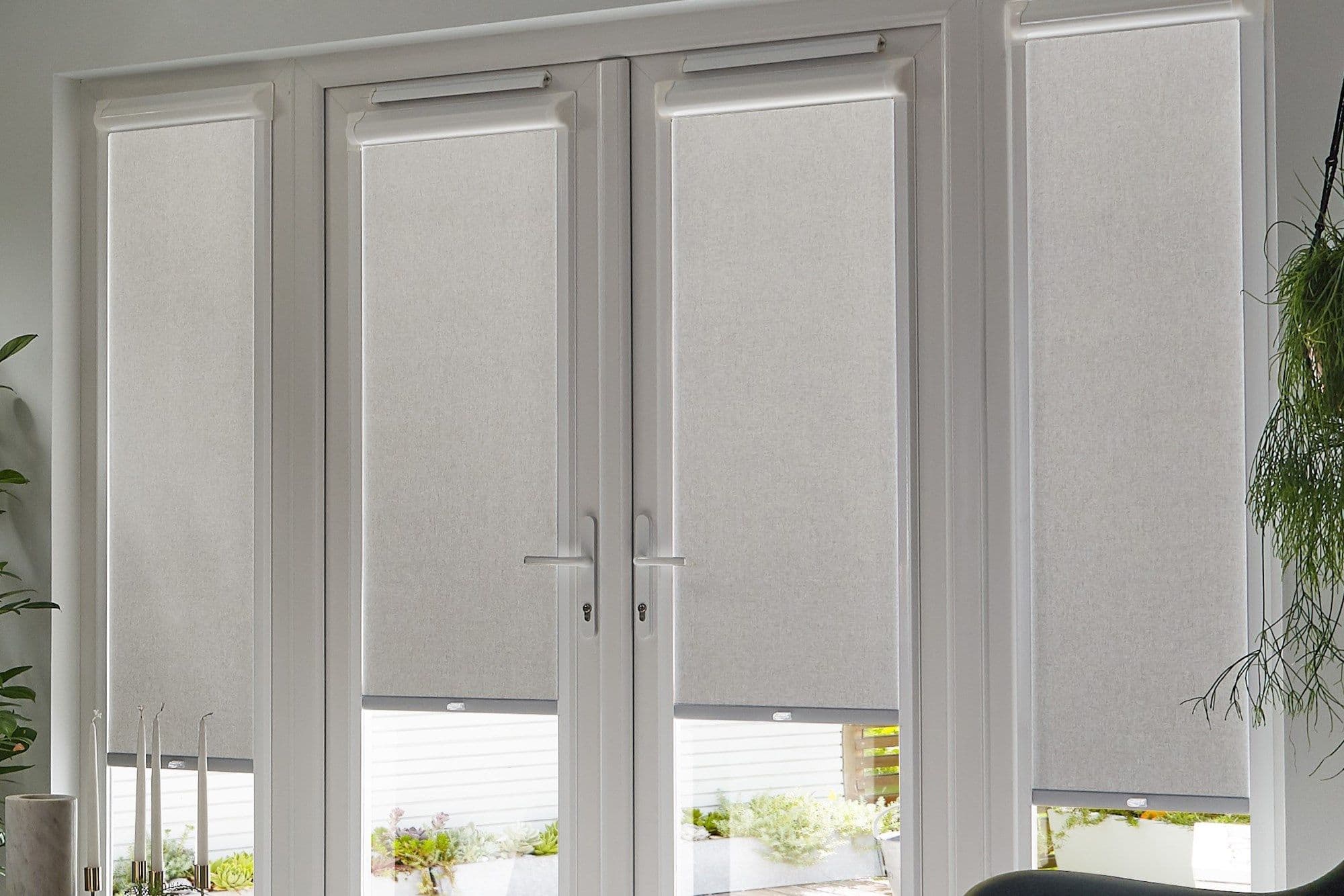 ROLB_Available as Perfect Fit blinds