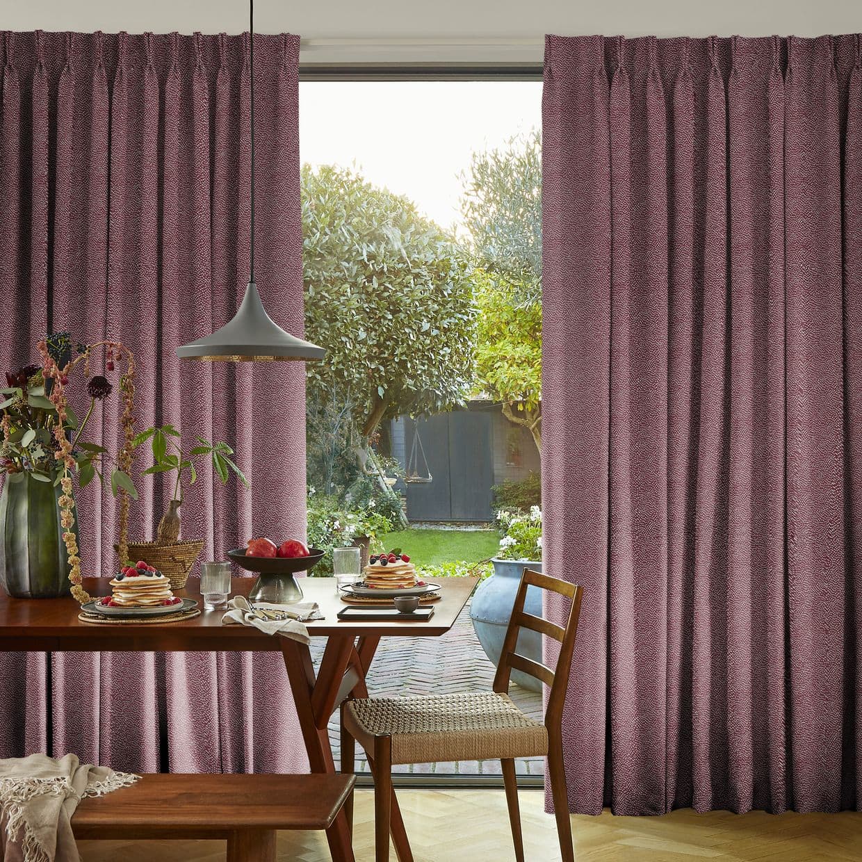 Spritz Grape Curtain