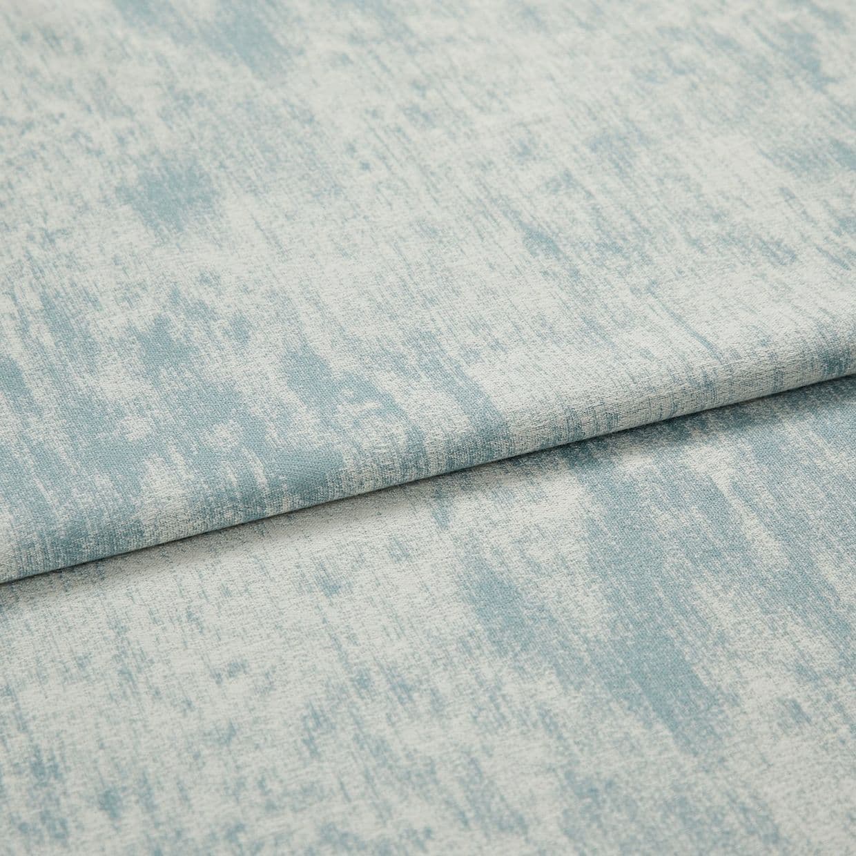 Spectre Arctic Curtain