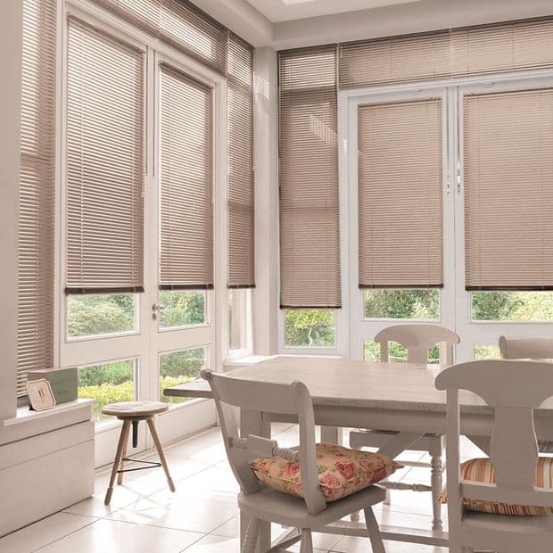 Studio Harvest Conservatory Venetian blind