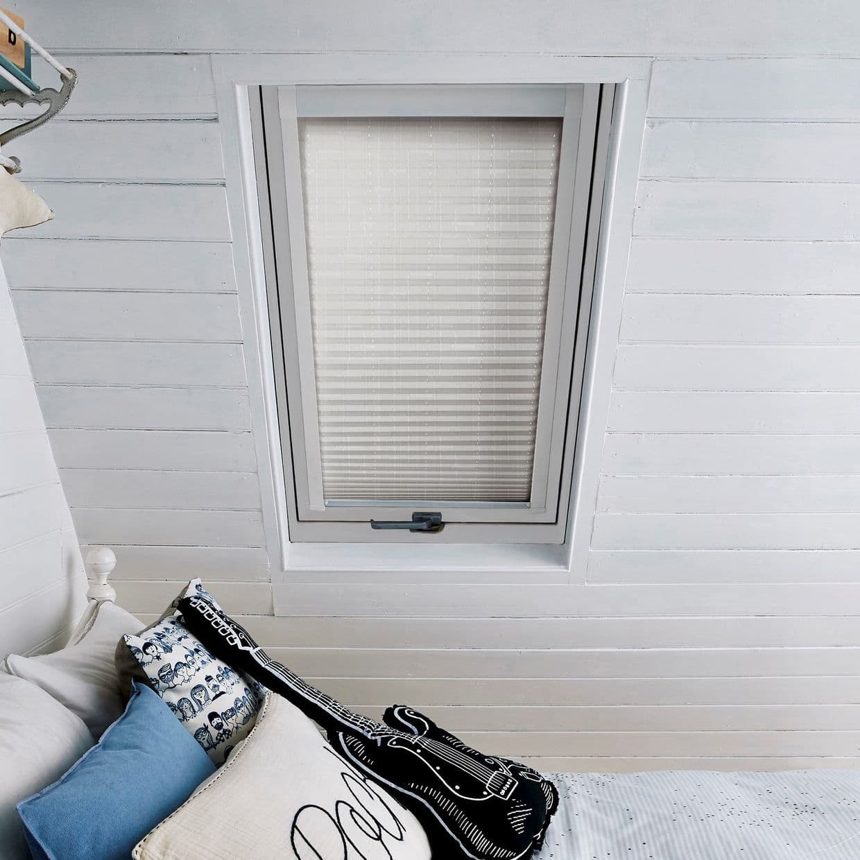 Hopscotch White Skylight Pleated Blind