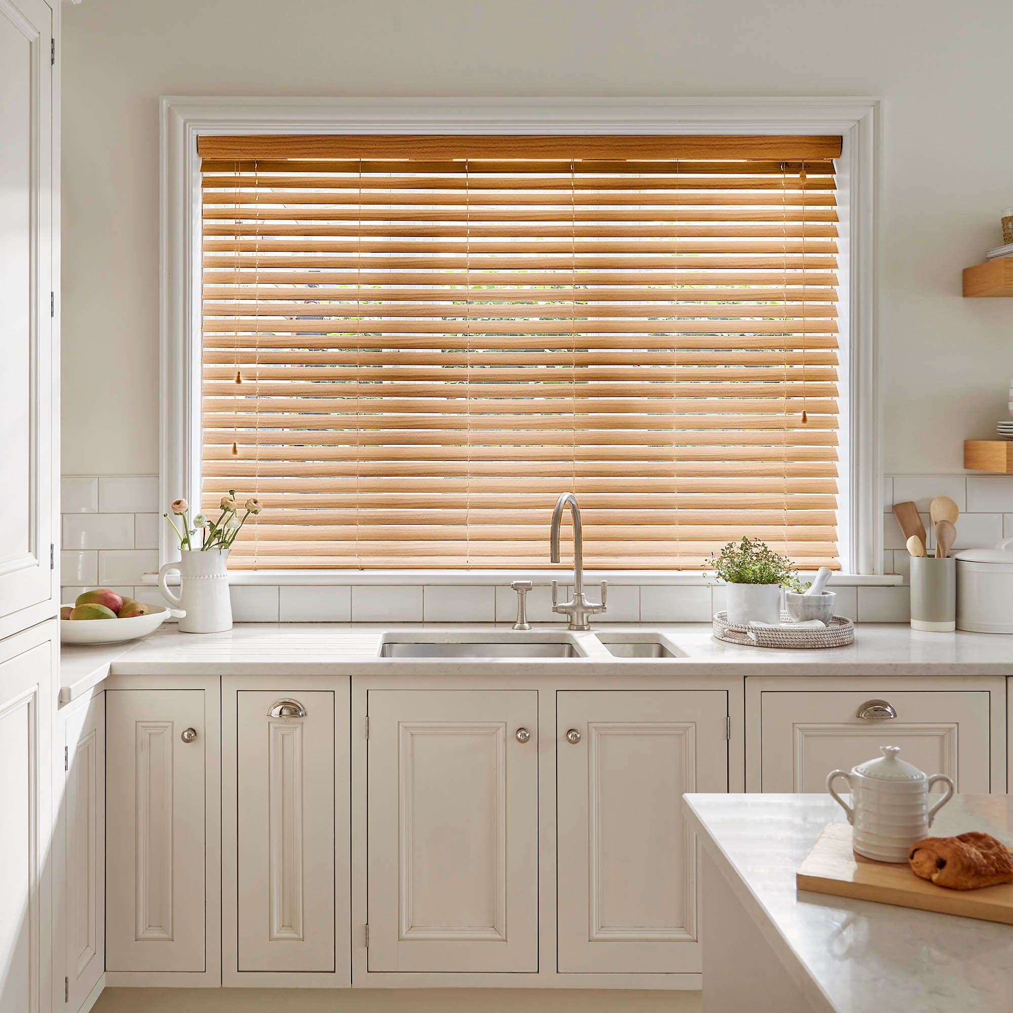 Illusions Spiced Chestnut Faux Wood Venetian