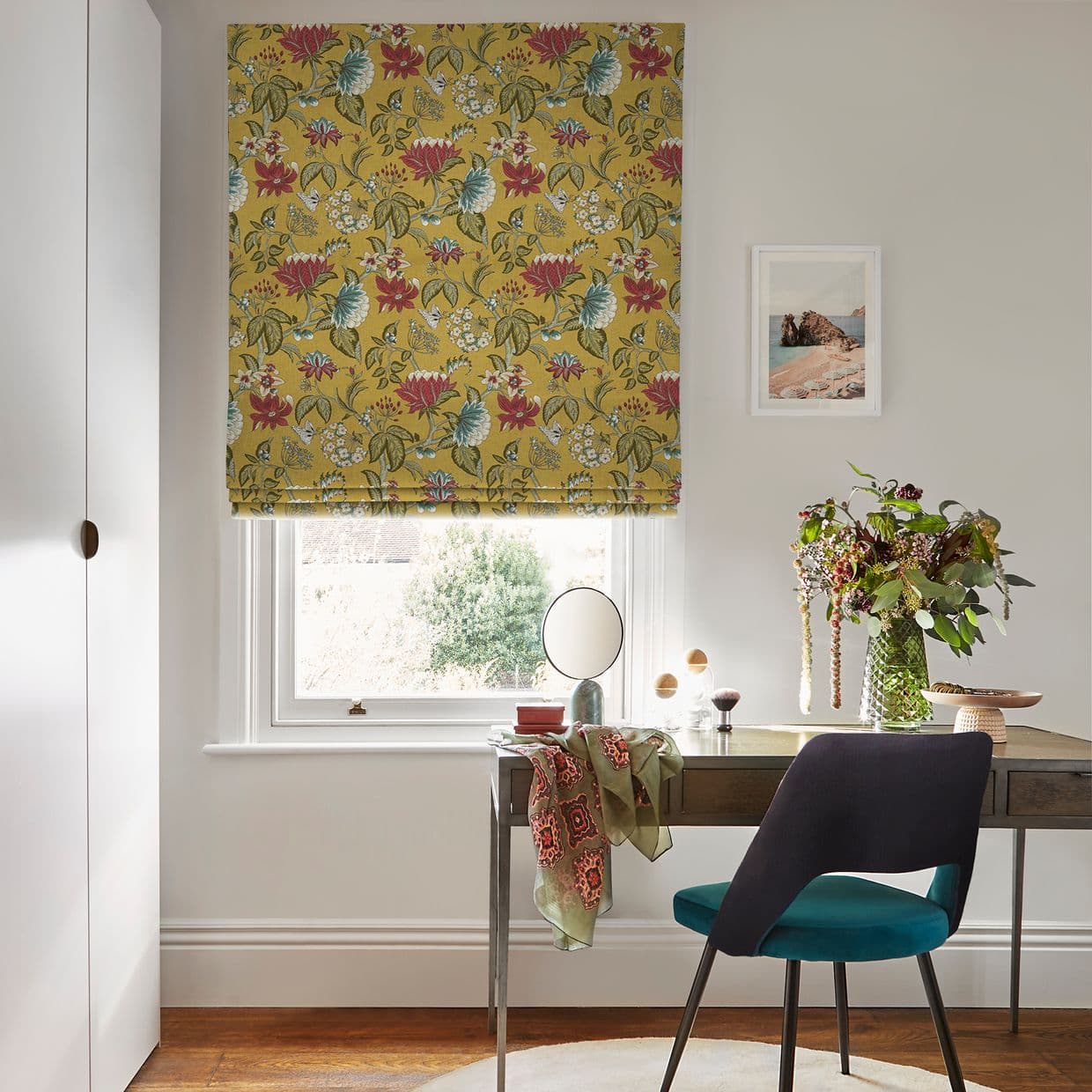 Manisha Golden Roman Blind