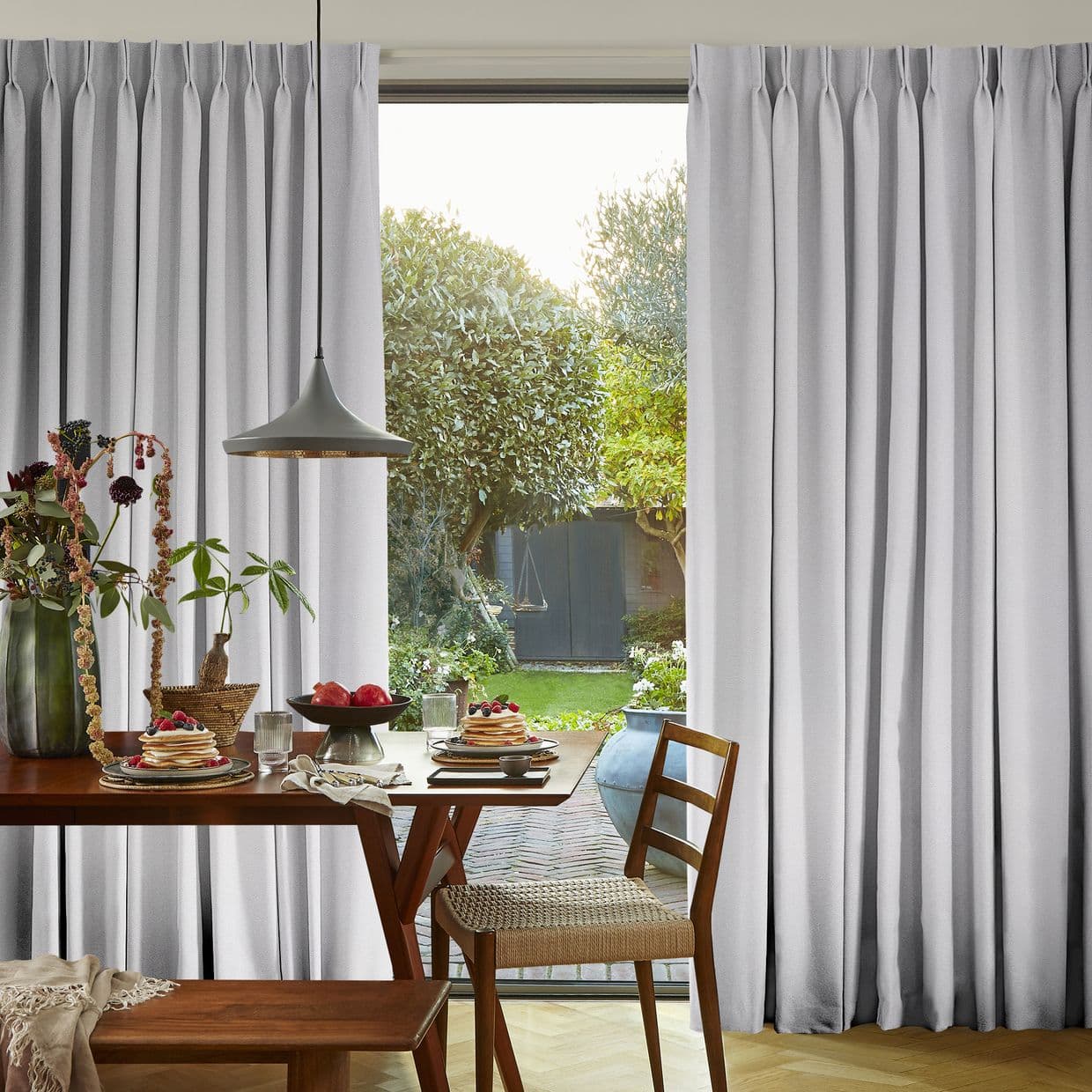 Spritz Marshmallow Curtain