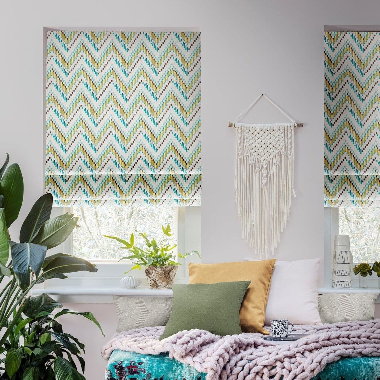 Holi Aquarelle Roman blind