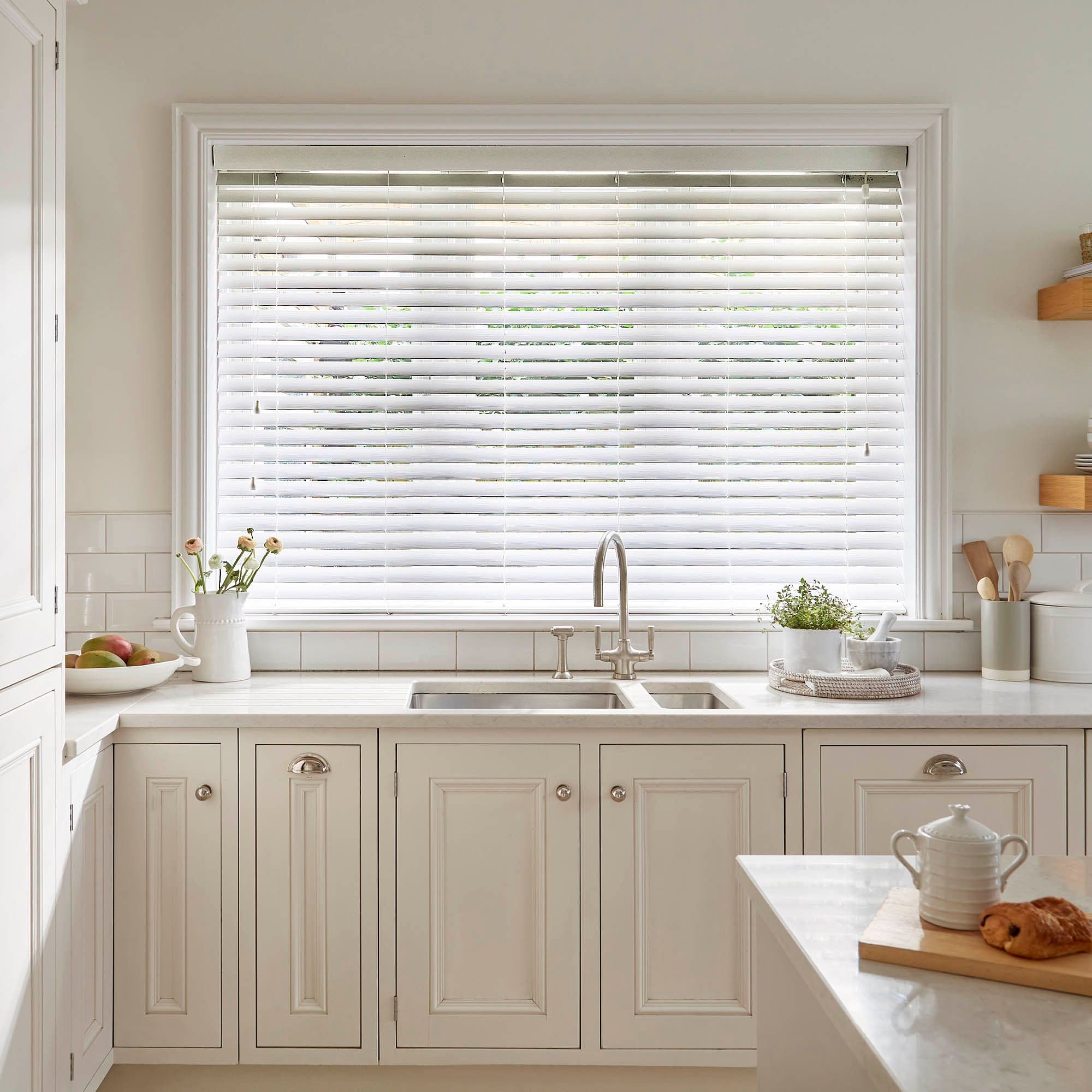 Mirage Chalk White Faux Wood Venetian